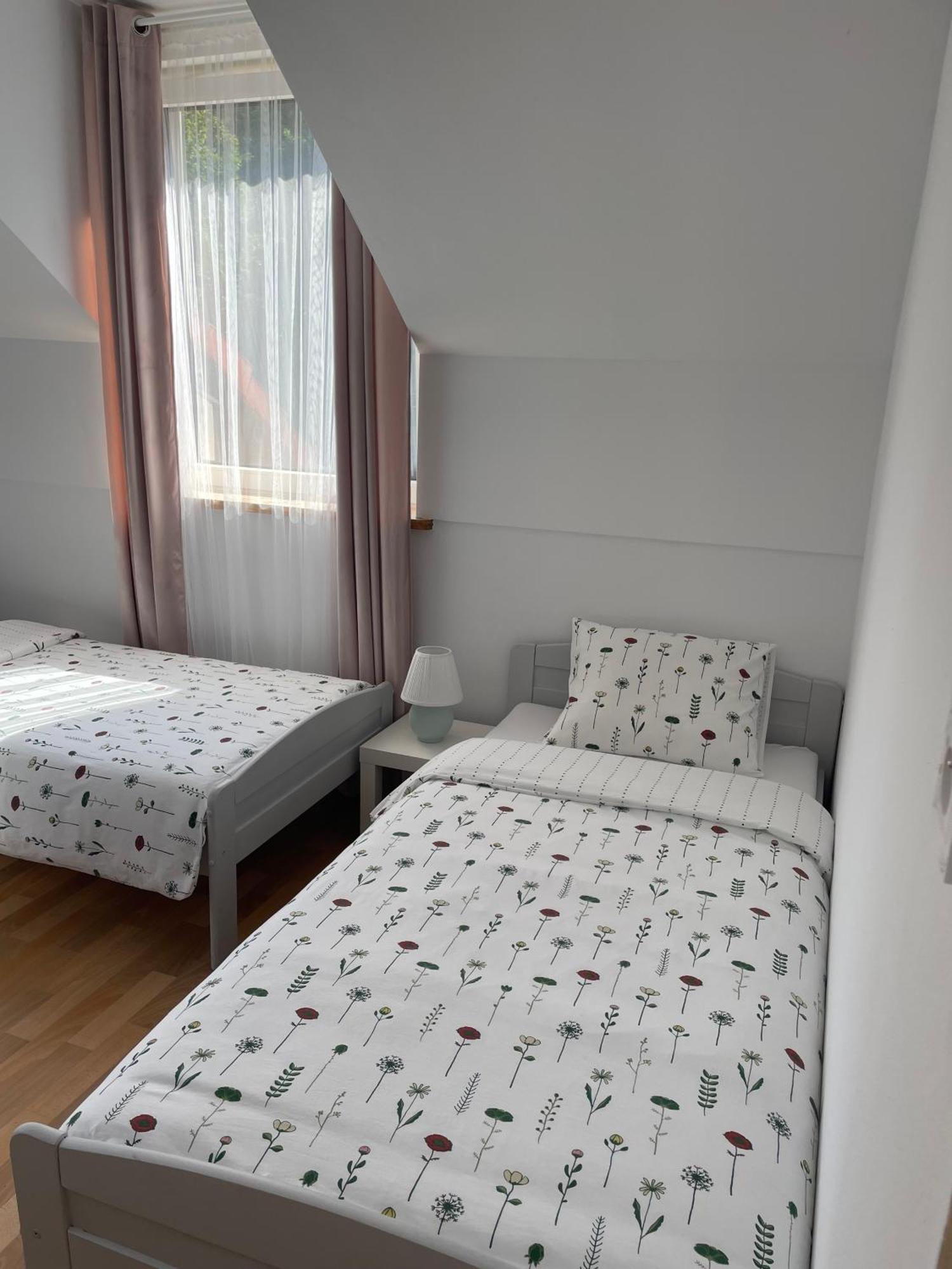 Apartamenty Agat Pieszyce Esterno foto