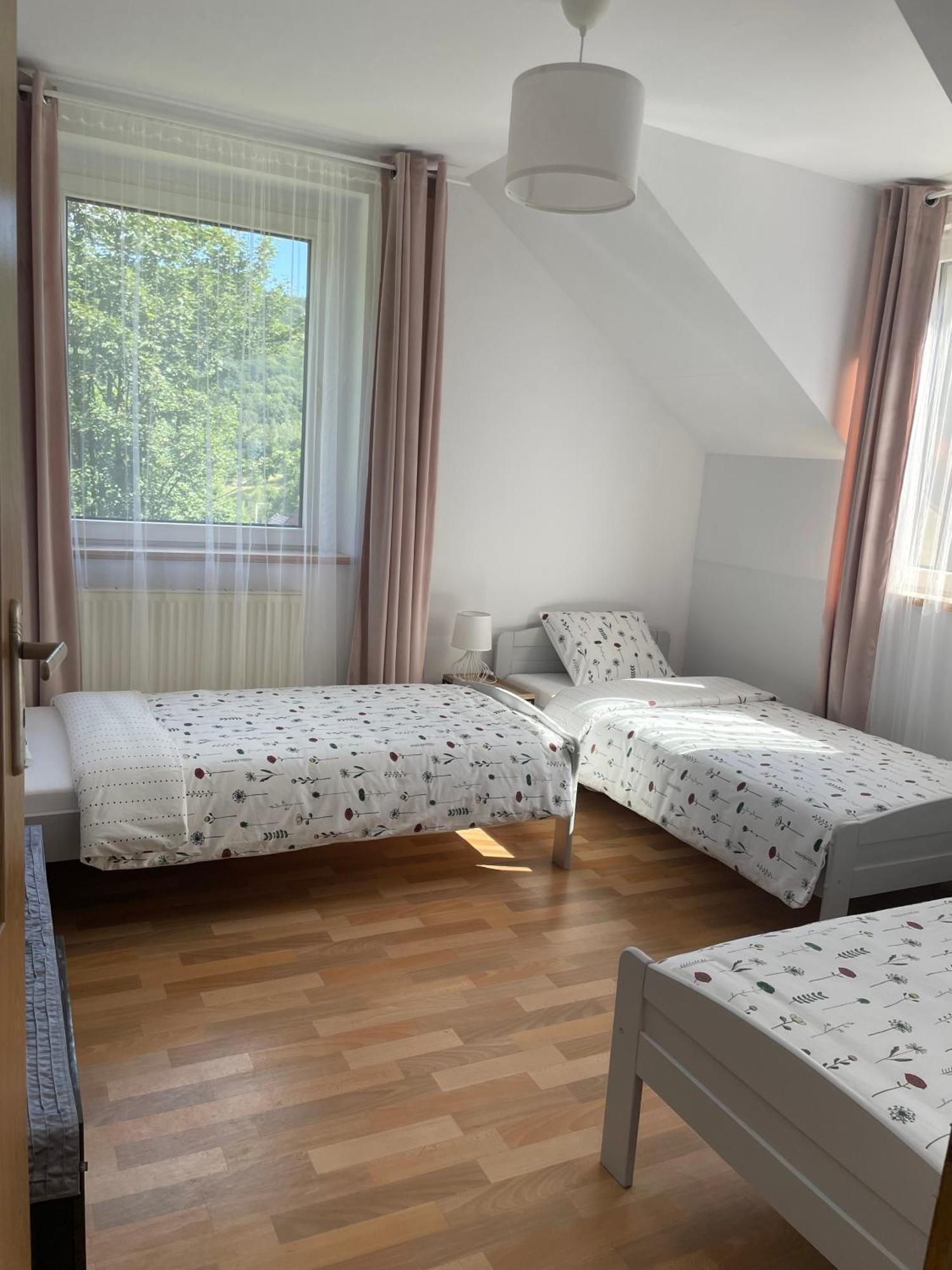 Apartamenty Agat Pieszyce Esterno foto